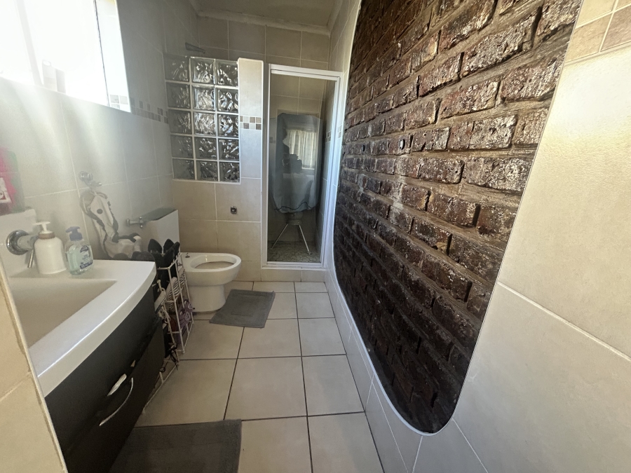 3 Bedroom Property for Sale in Amalinda Eastern Cape